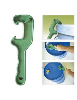 LLAVE PLASTICA PARA BIDON