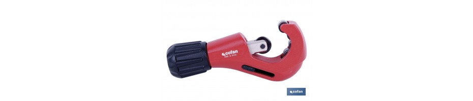 Cortatubos 4 rodillos con rebabador 3-35mm y 3-45mm