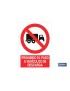 Prohibido el paso a vehiculos de descarga