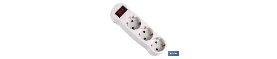 Adaptador de 3 vías frontal Schuko con Interruptor