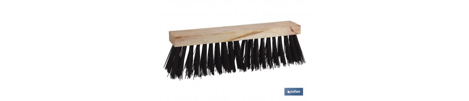 C. Barrendero Fibra Dura 40cm