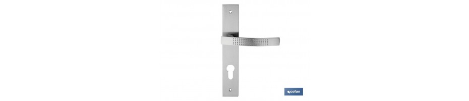 Juego manivela con placa y hendidura