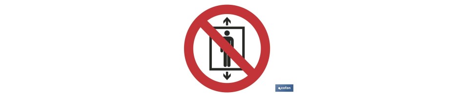 Prohibido personas montacargas